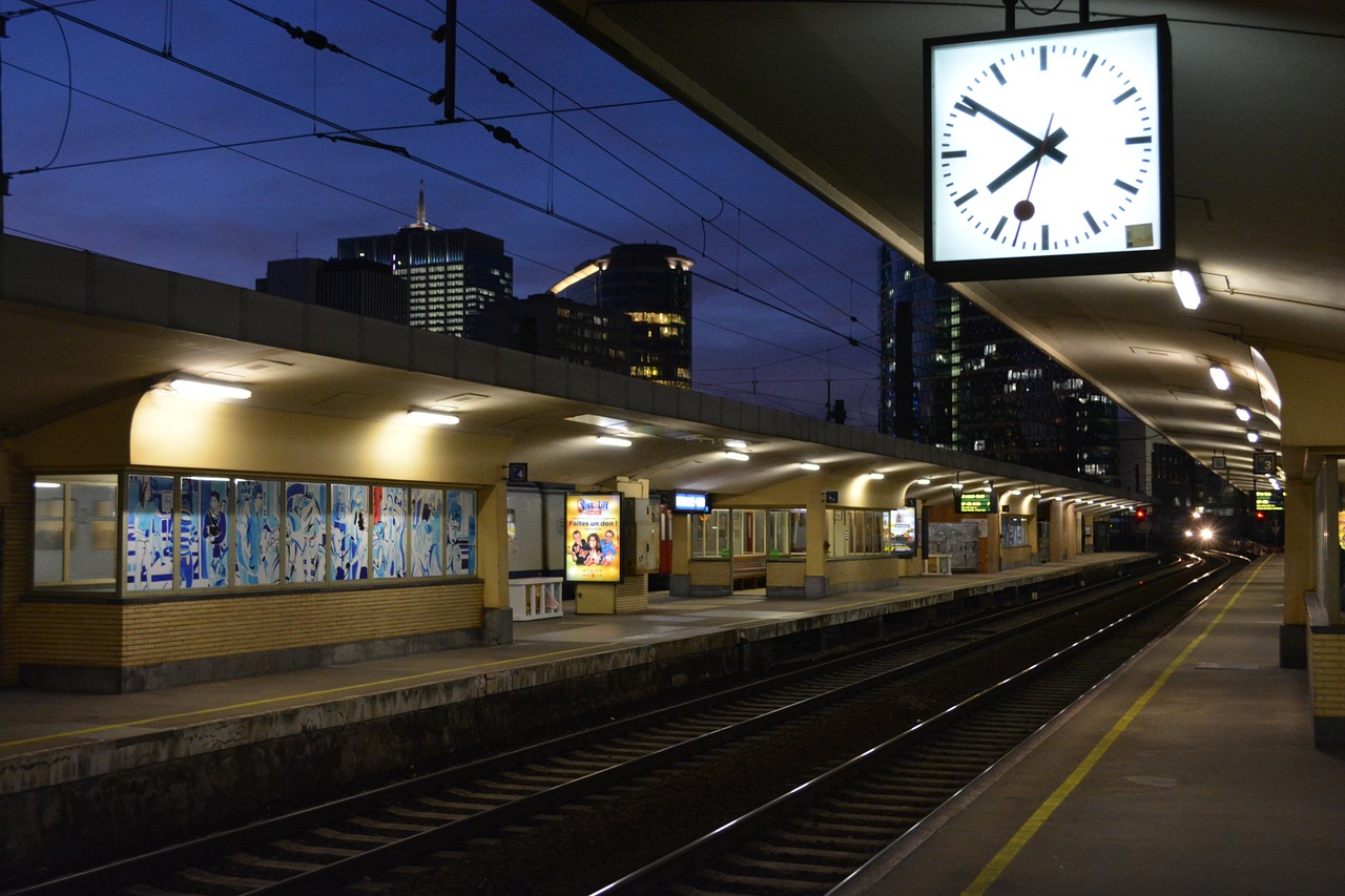 brussels, transport, rail, train, taxi