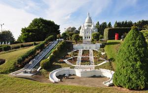 Thumbnail for Experience a Mini-Europe Tour in Brussels