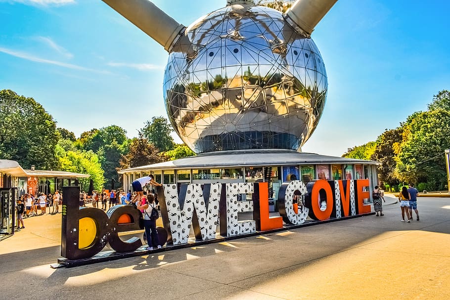 Atomium entrance