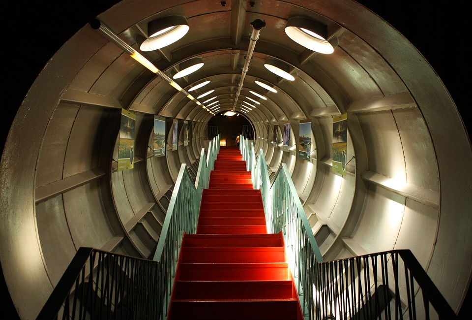 inside Atomium